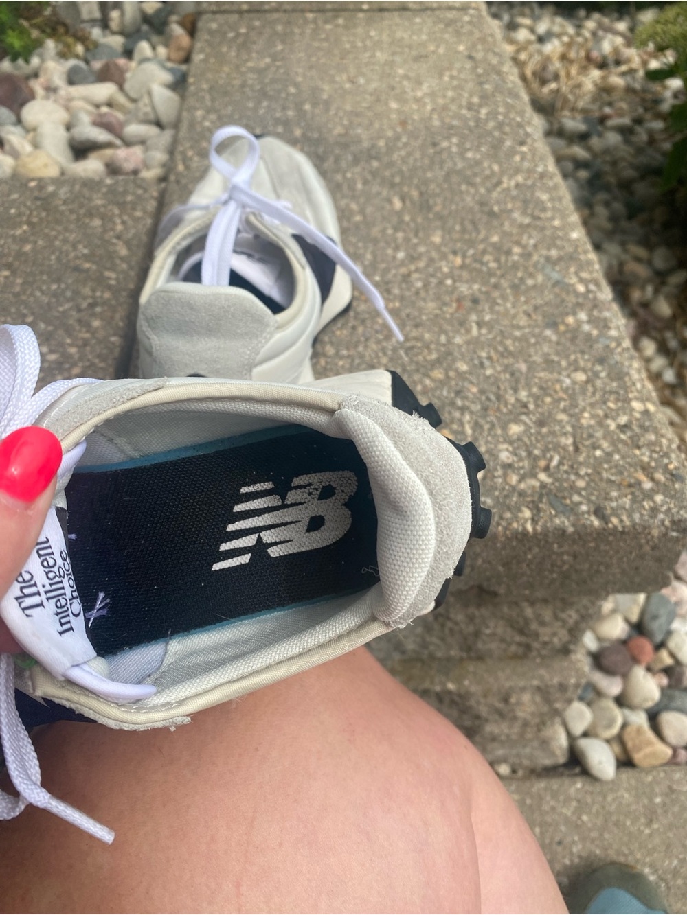 New Balance Women's White and Navy Retro Runner Sneakers - Picture 9 of 10